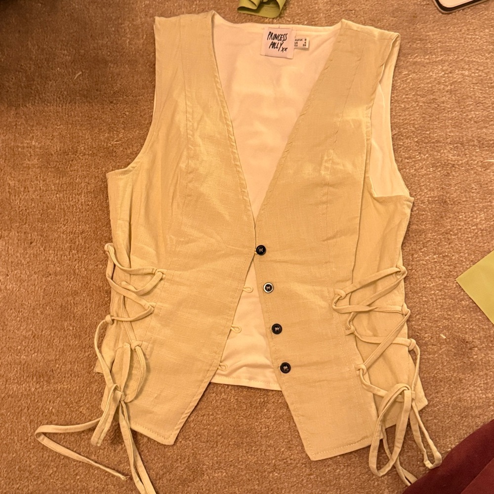 Princess Polly Ivory Sleeveless Top - Picture 2 of 4